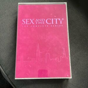 Sex and the City Complete 6 Season Series DVD Set- Pink Velvet